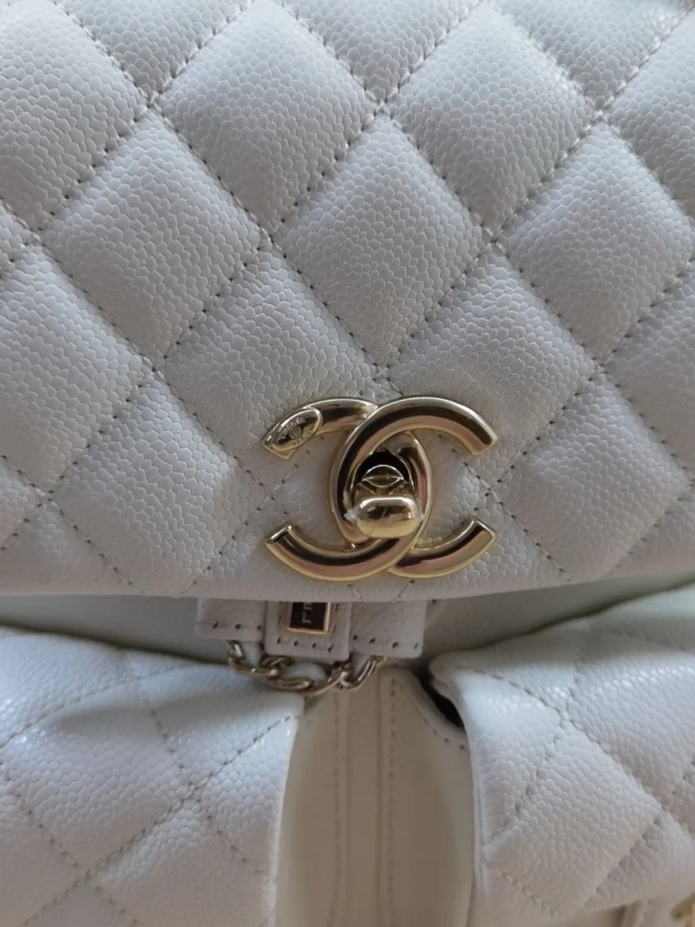 White Quilted Women’s Shoulder Bag with Gold Hardware